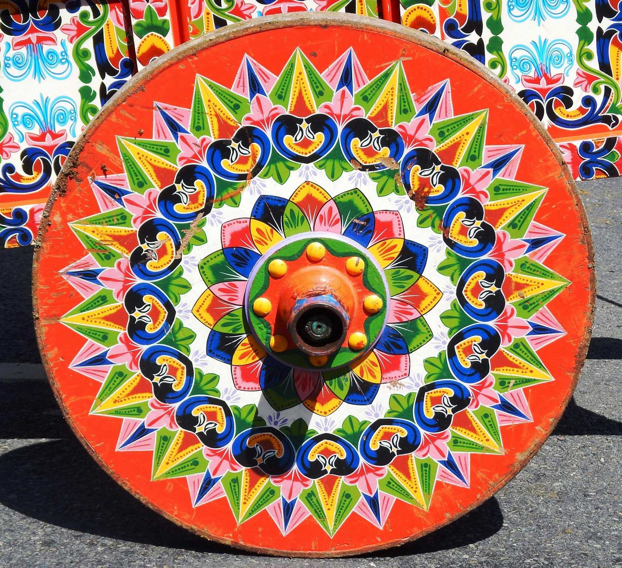 A traditional Costa Rican oxcart wheel